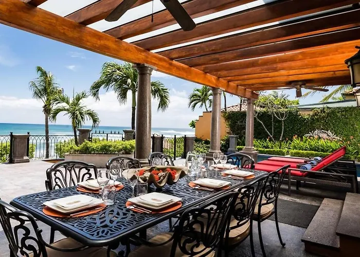 Сasa de vacaciones Exclusive Beachfront Private Pool & Bbq *